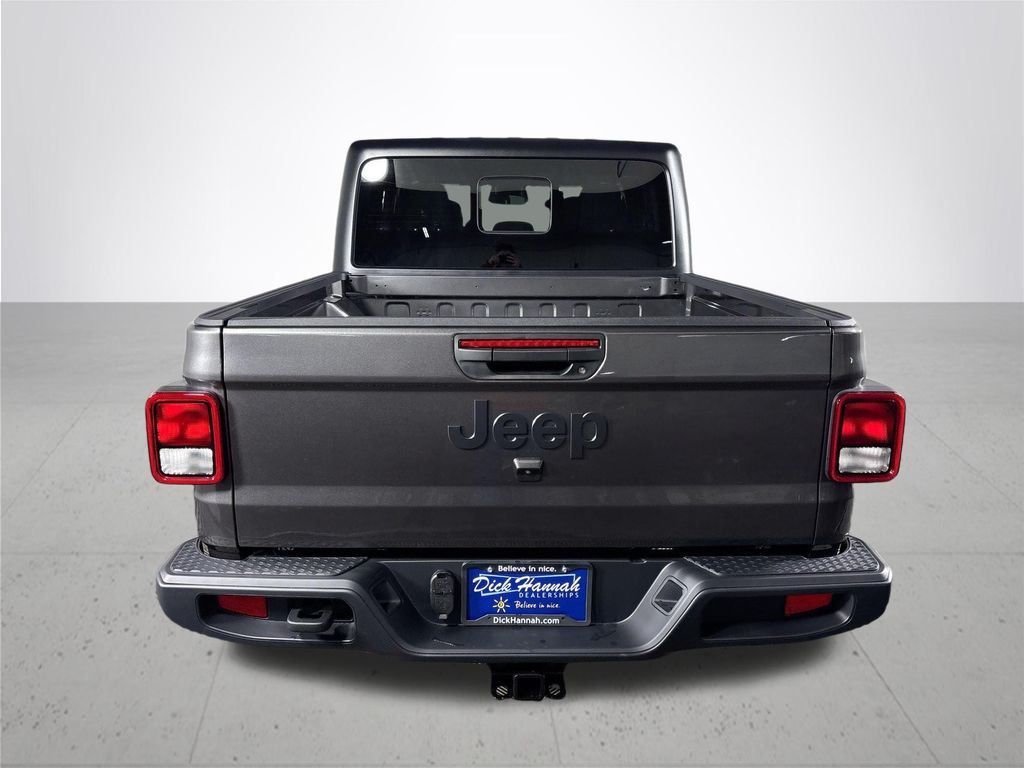 2026 Jeep Gladiator Sport S