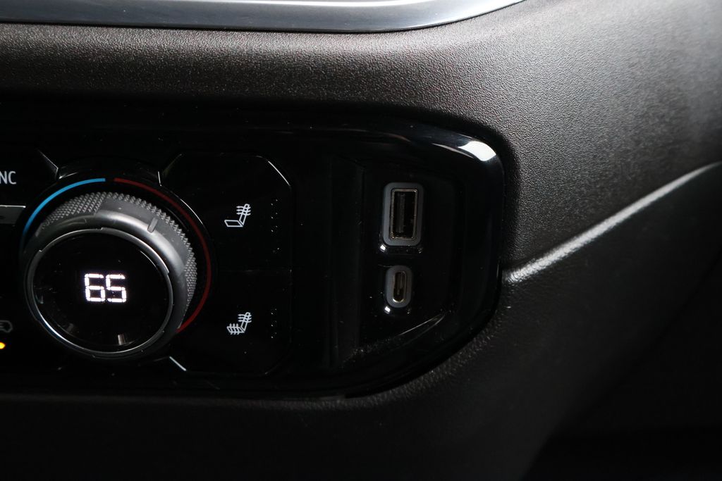 2023 Chevrolet Silverado 1500 LT 21