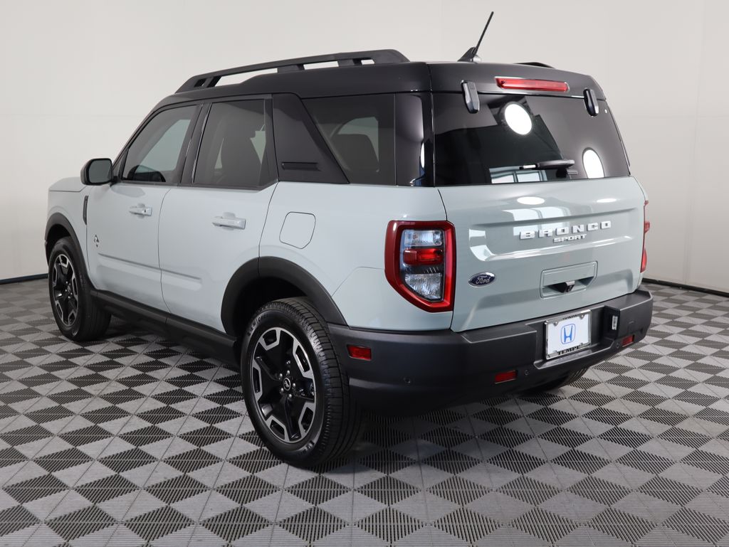 Thumbnail: 2022 Ford Bronco Sport - 7