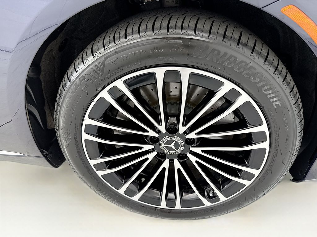 Thumbnail: 2023 Mercedes-Benz S-Class - 31