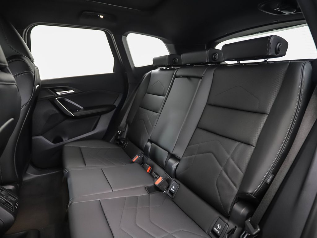 Thumbnail: 2026 BMW X1 - 22