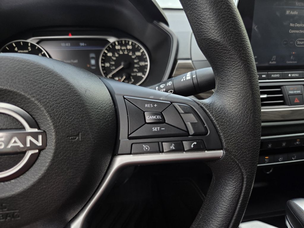 Used 2023 Nissan Altima Sedan