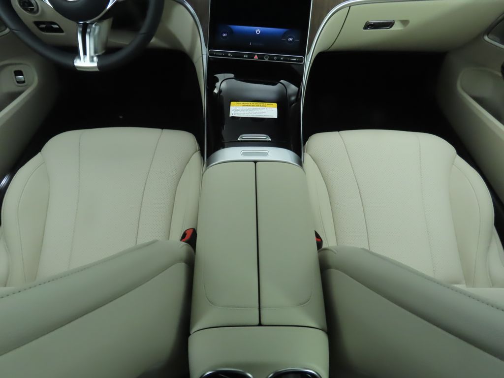 Thumbnail: 2026 Mercedes-Benz CLE - 18