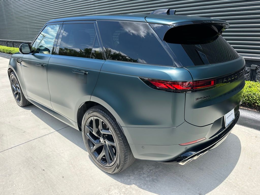 Thumbnail: 2025 Land Rover Range Rover Sport - 3