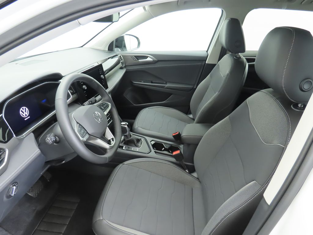 Thumbnail: 2026 Volkswagen Taos - 17