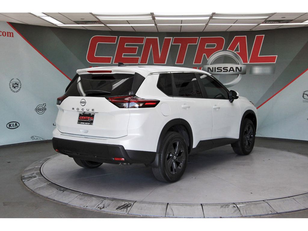 2026 Nissan Rogue SV - 3