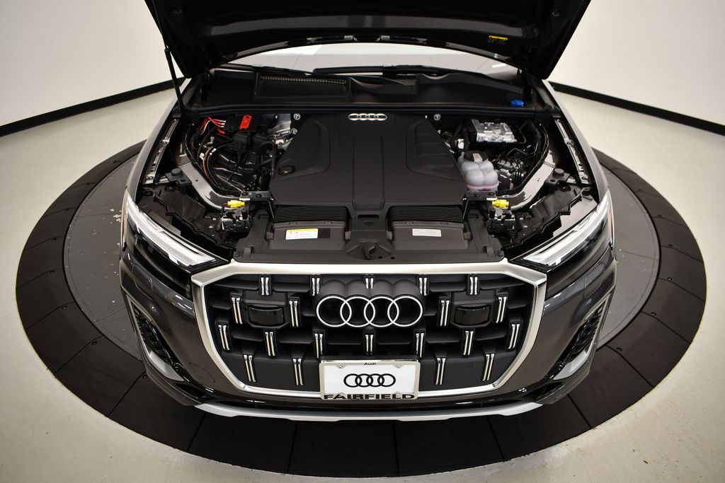 2025 Audi Q7  10