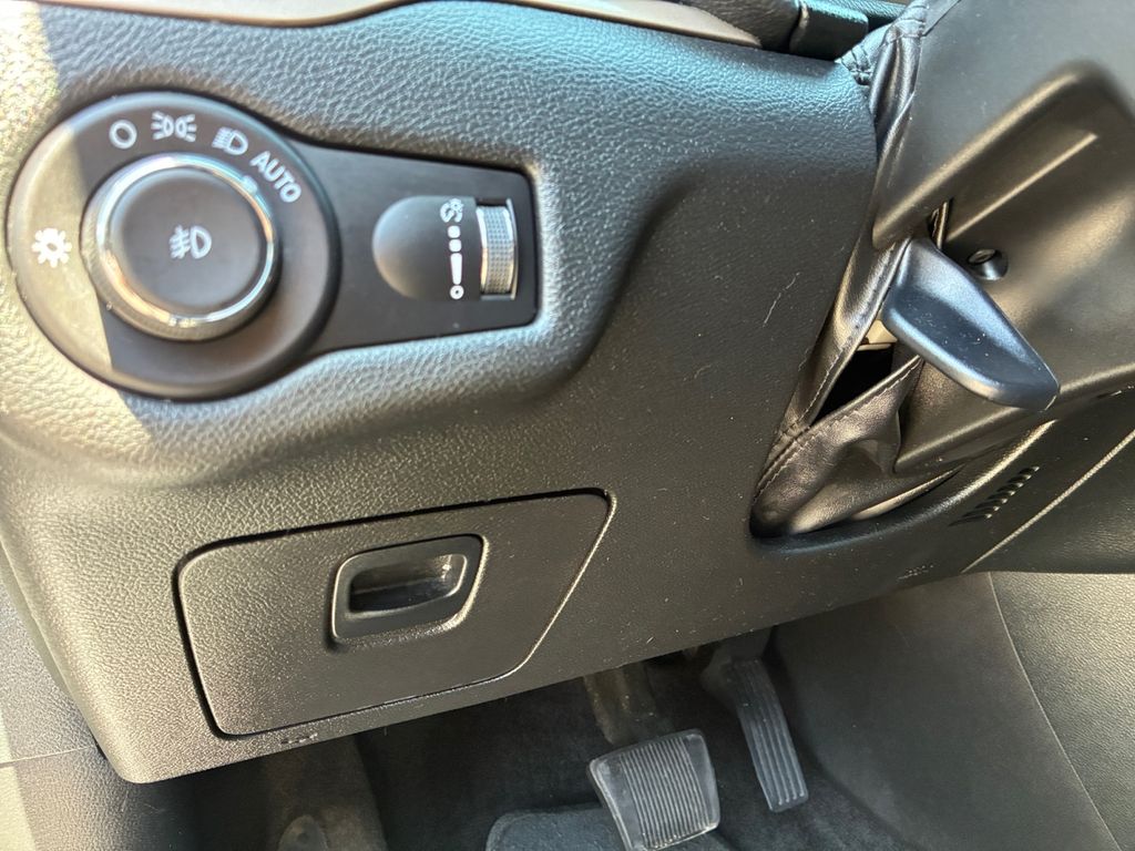 Used Car 2018 Jeep Cherokee  Latitude For Sale Under $15,000 In Austin, Texas