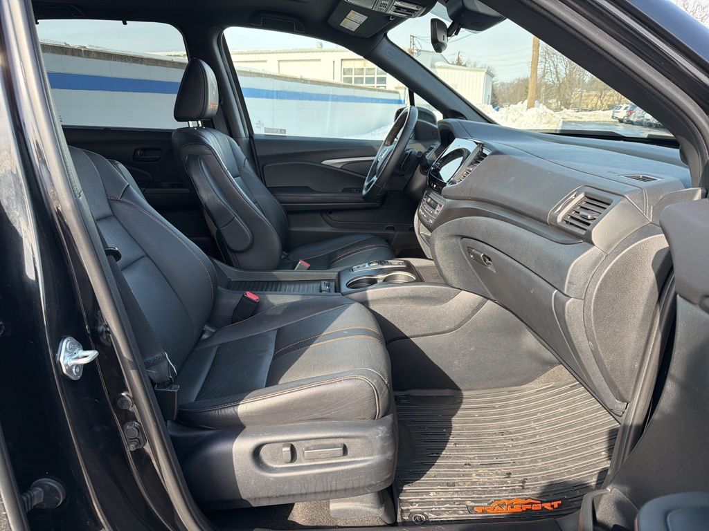 Thumbnail: 2023 Honda Passport - 26