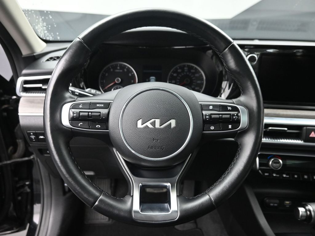 Certified Used 2022 Black Kia EX image 13