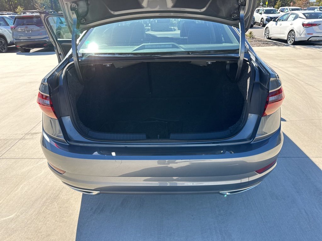 2019 Volkswagen Jetta SEL Premium 23