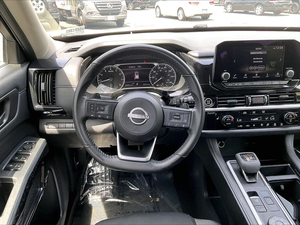 2024 Nissan Pathfinder — photo 17