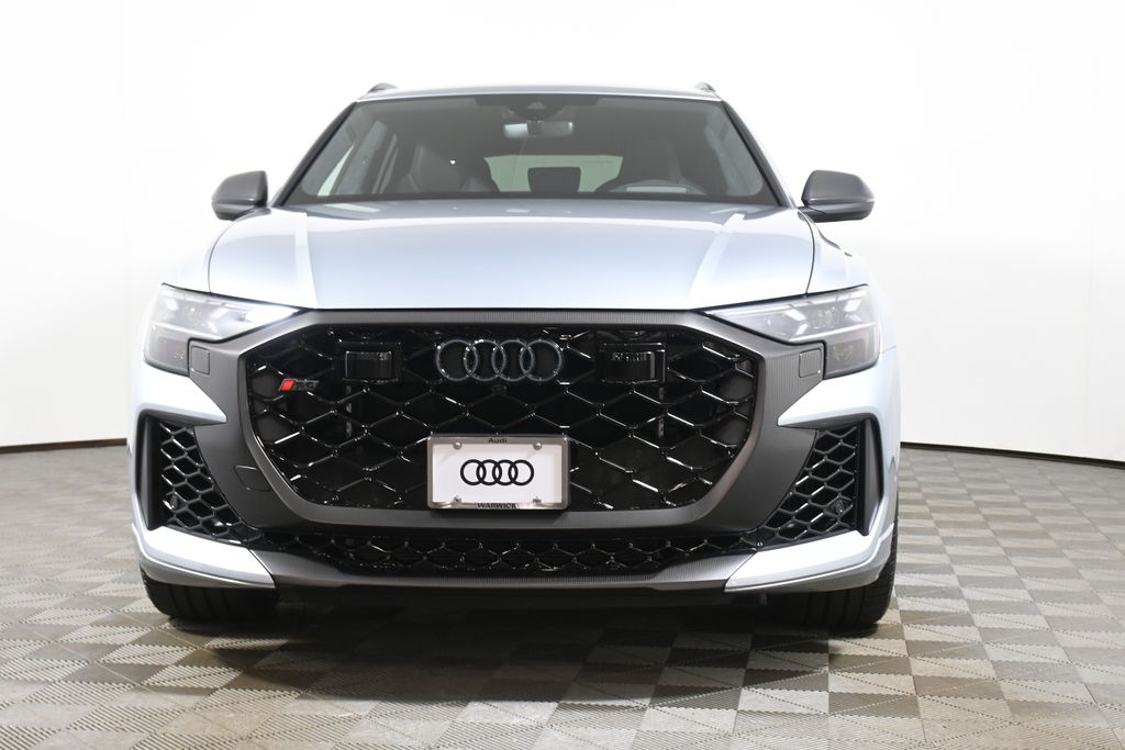 Thumbnail: 2026 Audi RS Q8 - 10