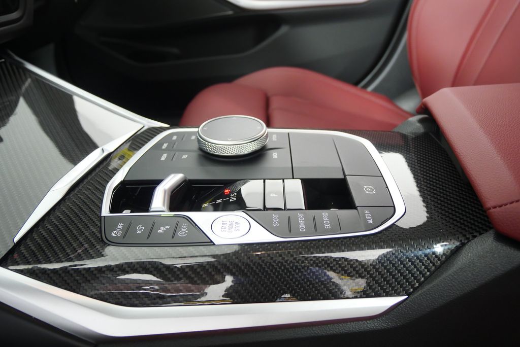 Thumbnail: 2025 BMW 3 Series - 21