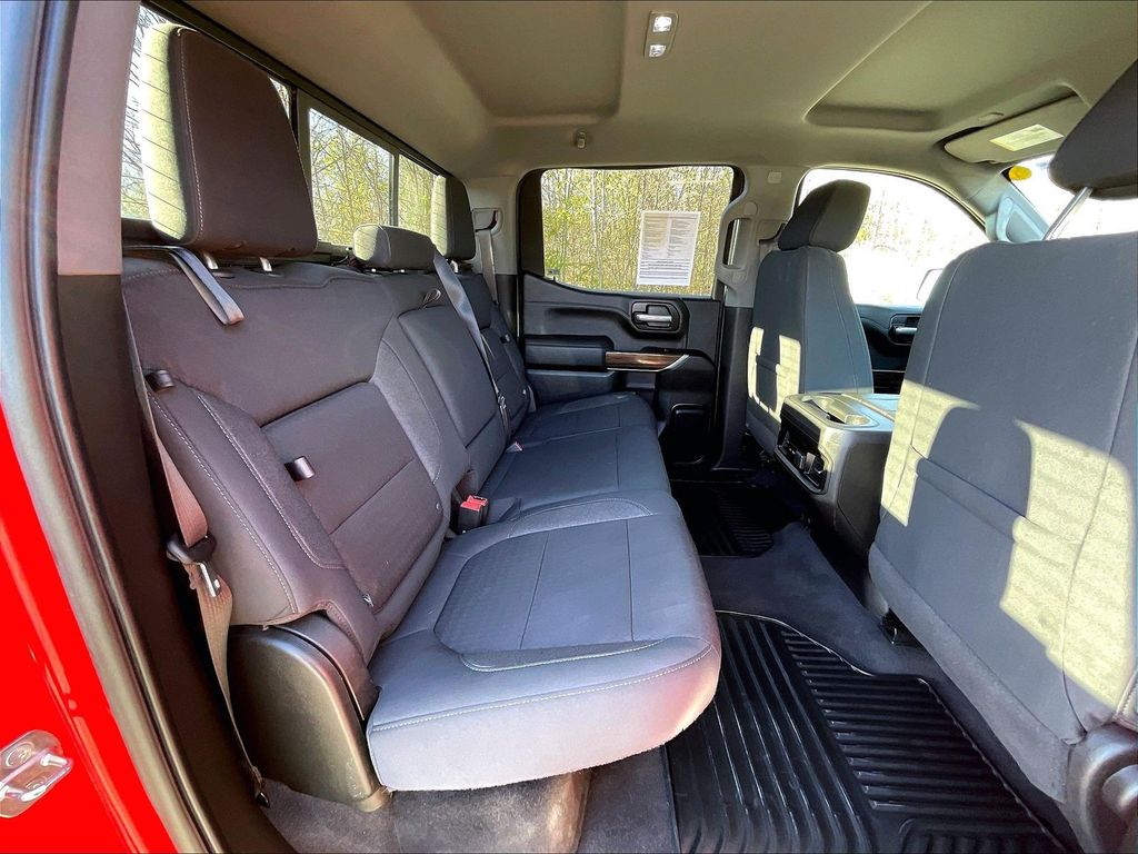 2021 Chevrolet Silverado 1500 — photo 16
