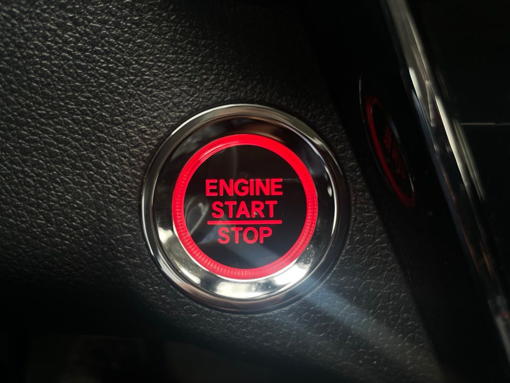 2022 Honda HR-V EX 18