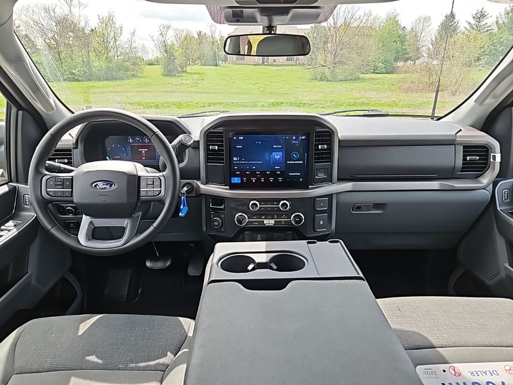 View vehicle photo 5