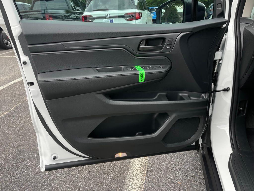 Thumbnail: 2026 Honda Odyssey - 23