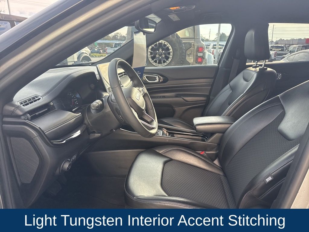 2022 Jeep Compass Altitude FWD