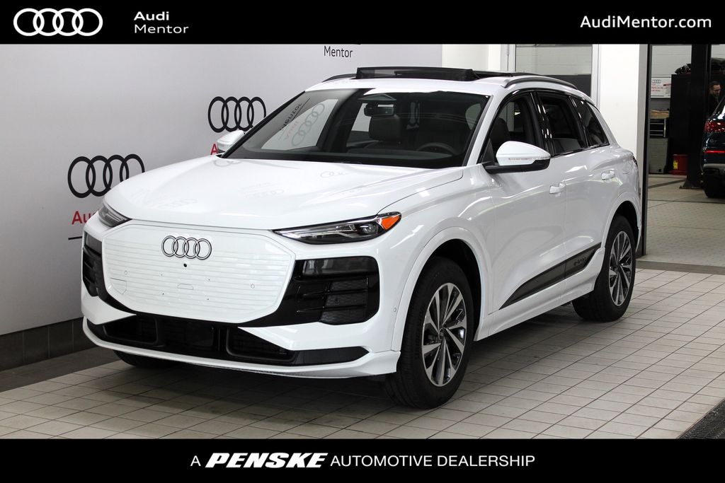2025 Audi e-tron Premium -
                Mentor, OH