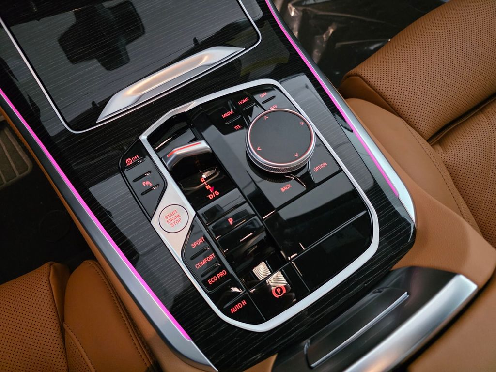 New 2026 Black BMW sDrive40i image 15