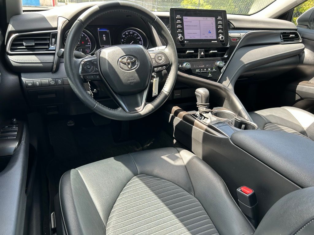 2022 Toyota Camry SE 12