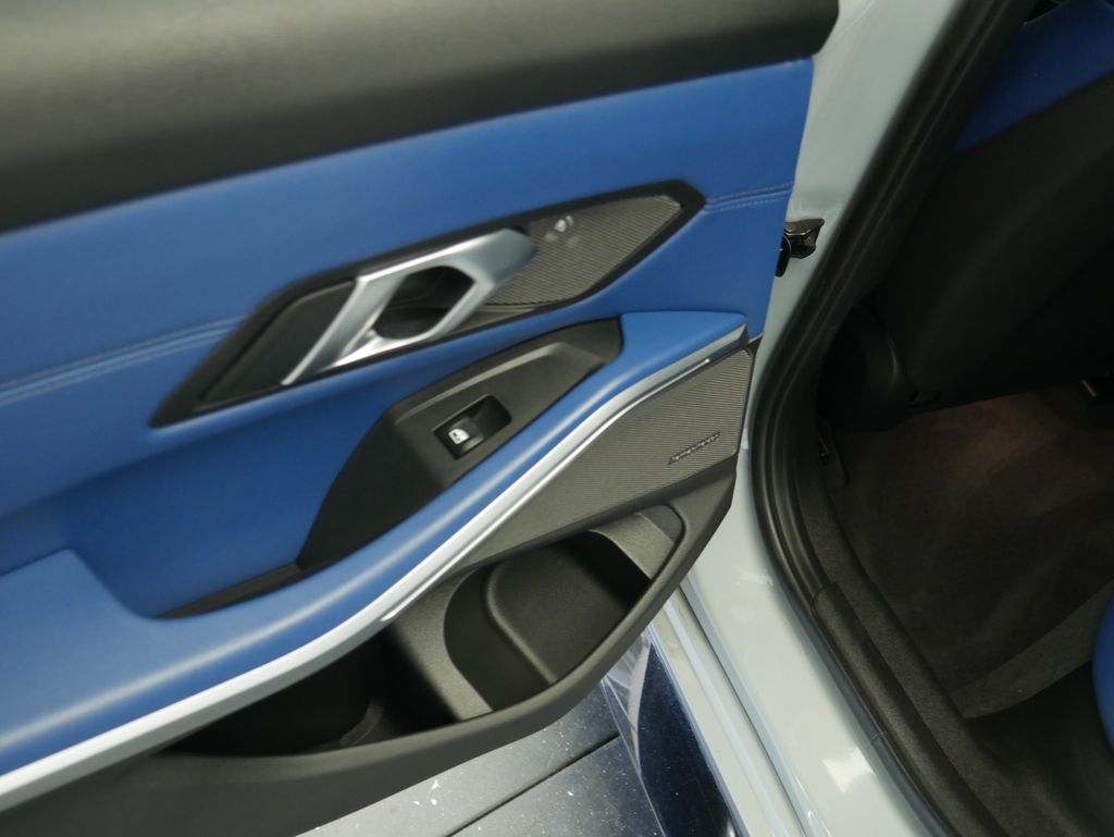 Thumbnail: 2024 BMW M3 - 21