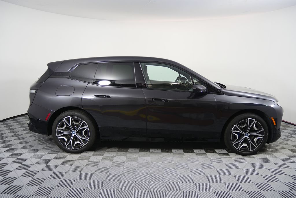 Thumbnail: 2025 BMW iX - 2