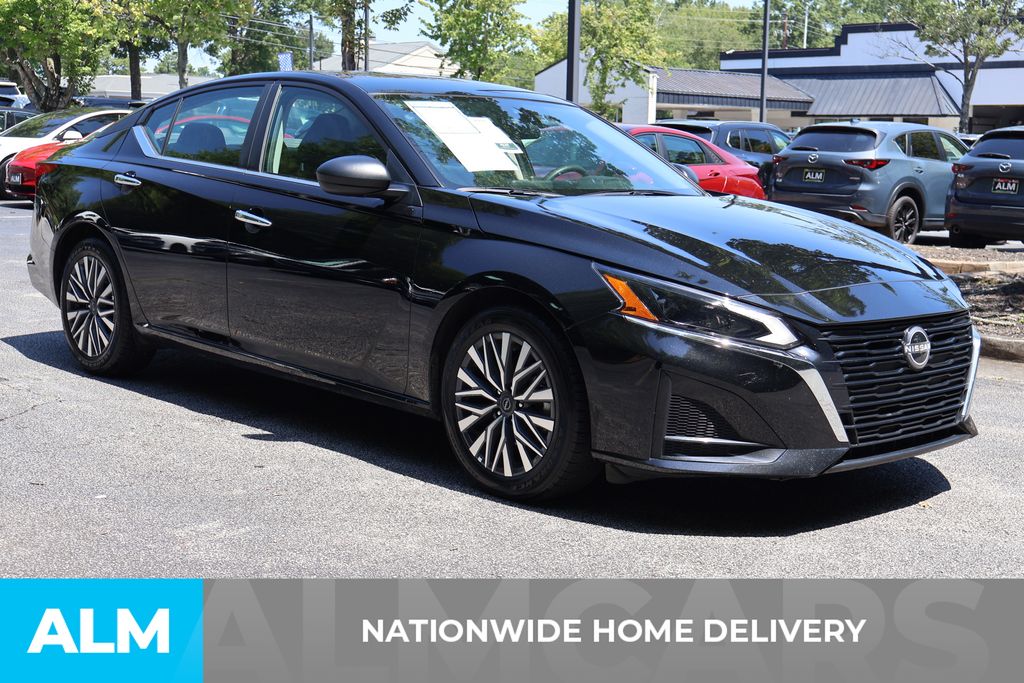 Used 2025 Black Nissan 2.5 SV image 4