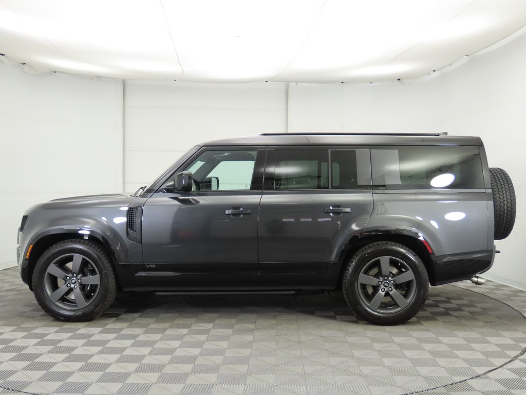 Thumbnail: 2025 Land Rover Defender - 8