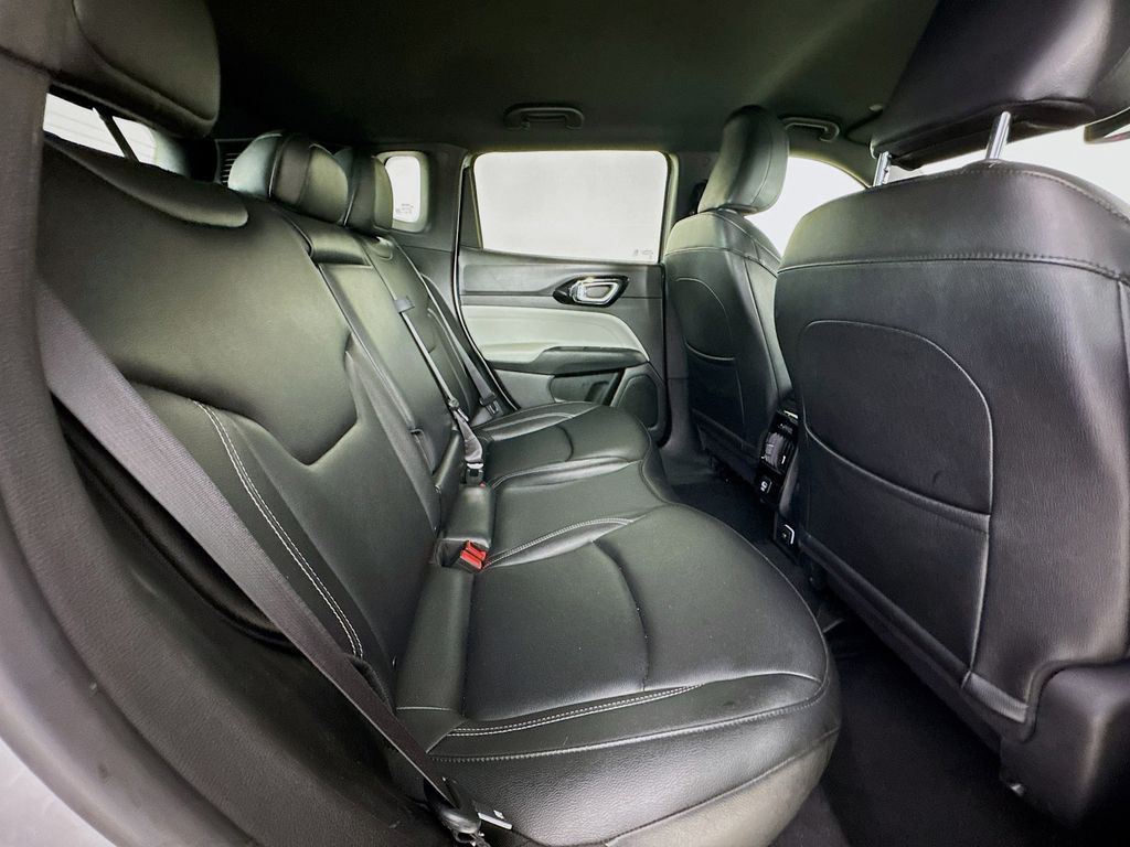 Used Car 2025 Jeep Compass  Limited For Sale Under $25,000 In Austin, Texas