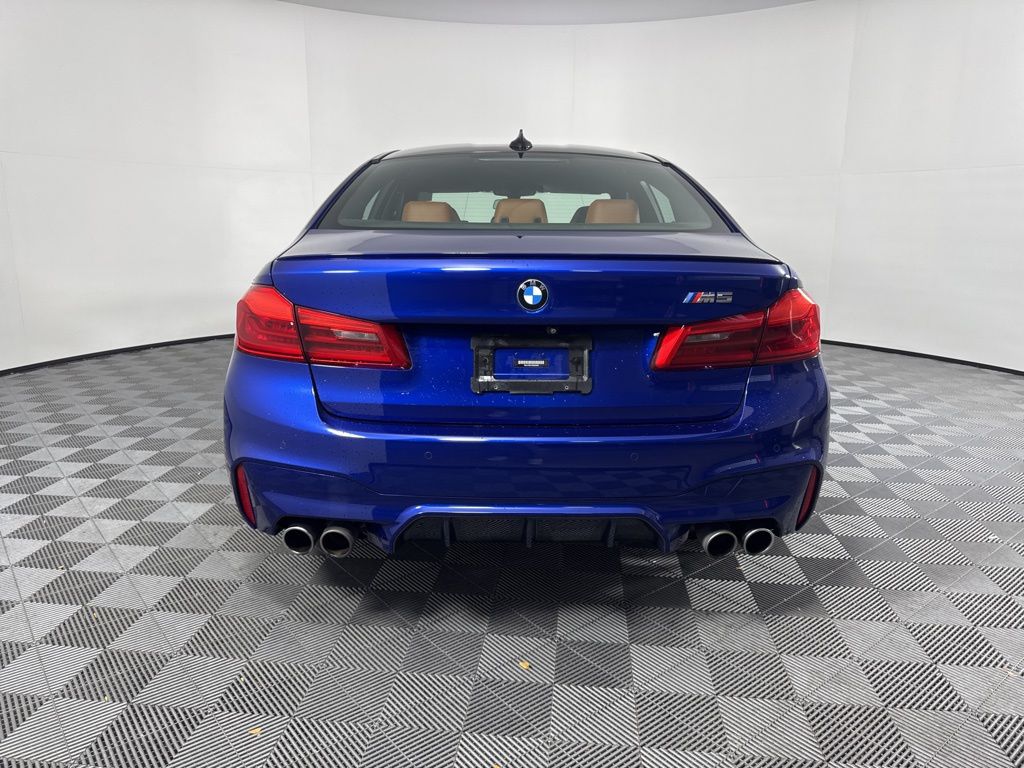 Thumbnail: 2019 BMW M5 - 6