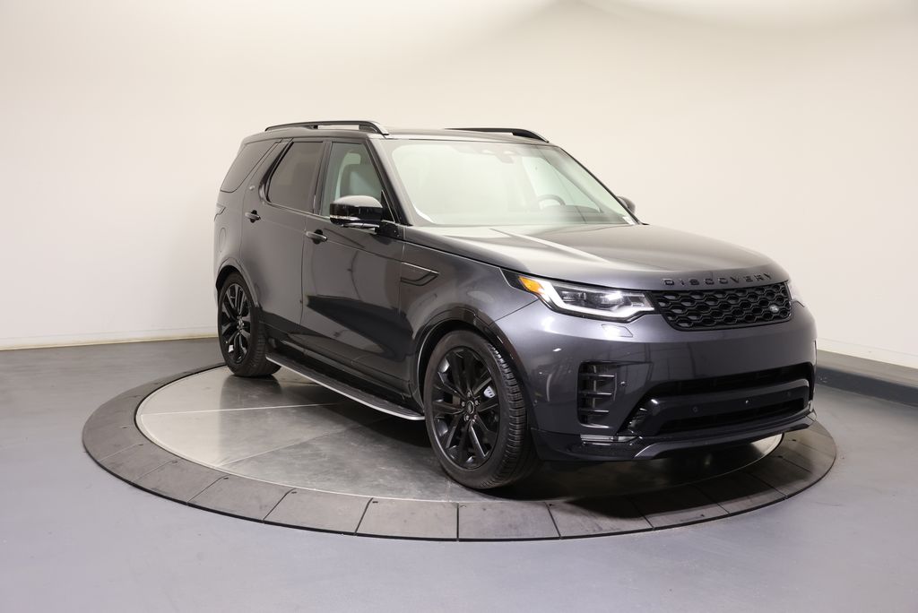 Thumbnail: 2026 Land Rover Discovery - 7