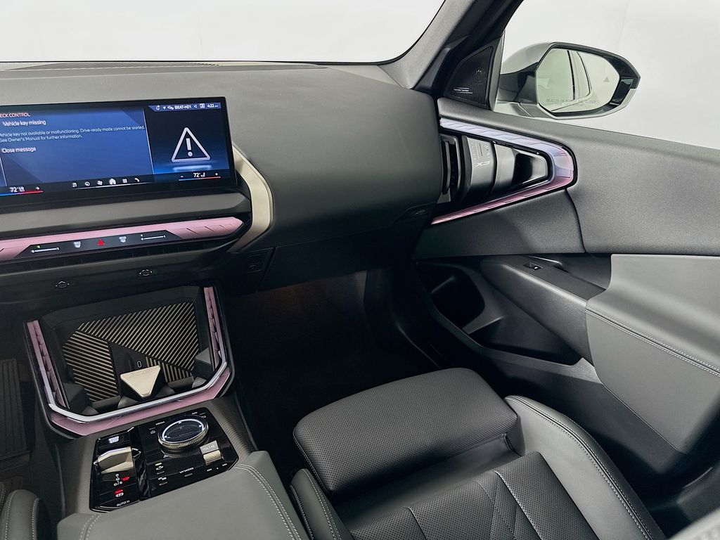 Thumbnail: 2025 BMW X3 - 22