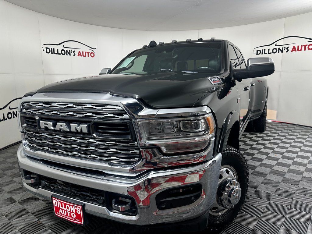 2019 RAM 3500 Limited Crew Cab LB DRW 4WD
