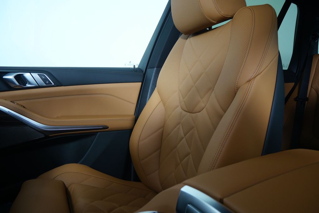 Thumbnail: 2026 BMW X5 - 22