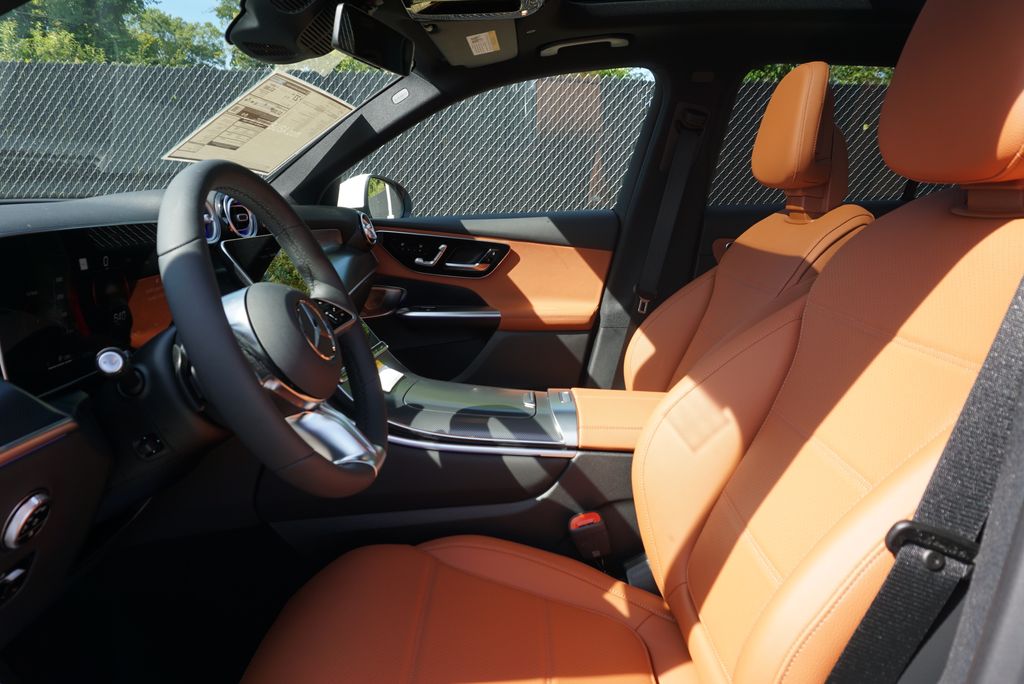 Thumbnail: 2026 Mercedes-Benz GLC - 24