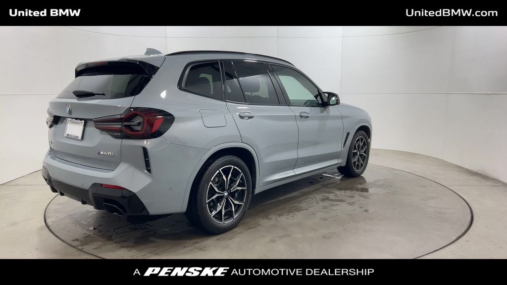 2024 BMW X3 M40i 8