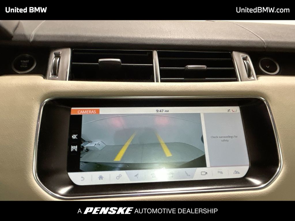 Thumbnail: 2017 Land Rover Range Rover Sport - 17