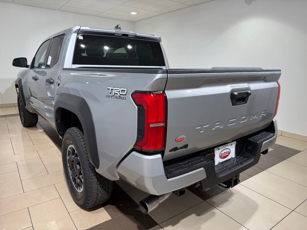 Thumbnail: 2025 Toyota Tacoma - 3