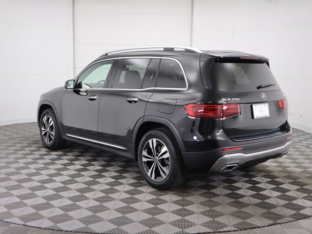 Thumbnail: 2025 Mercedes-Benz GLB - 7