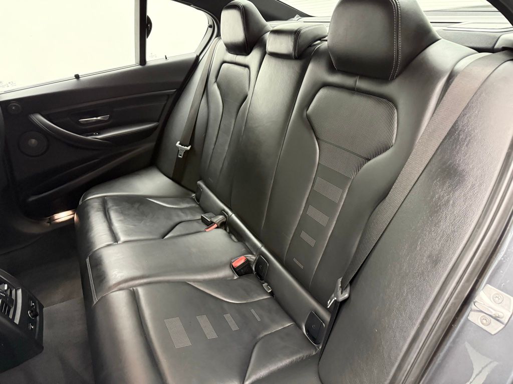 Thumbnail: 2018 BMW M3 - 24