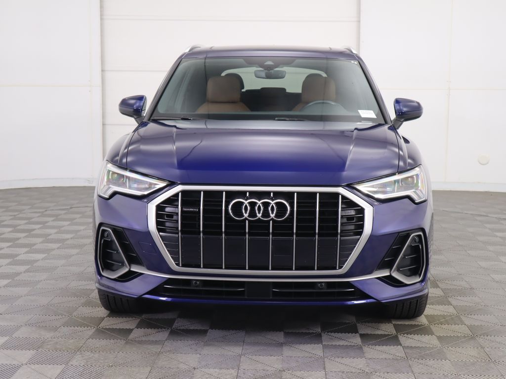 Thumbnail: 2021 Audi Q3 - 2