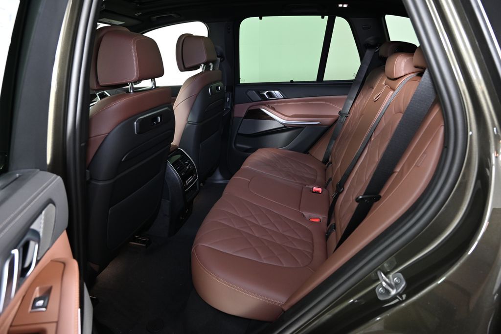 Thumbnail: 2026 BMW X5 - 24