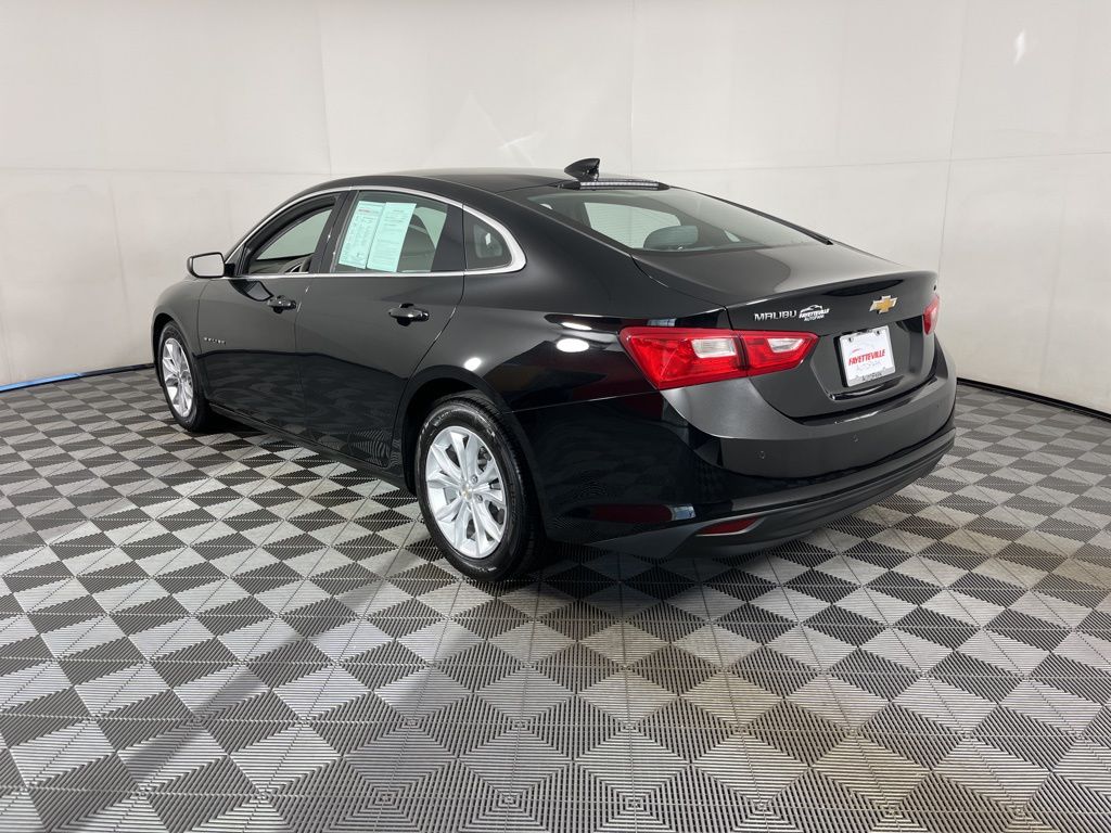 Thumbnail: 2025 Chevrolet Malibu - 13