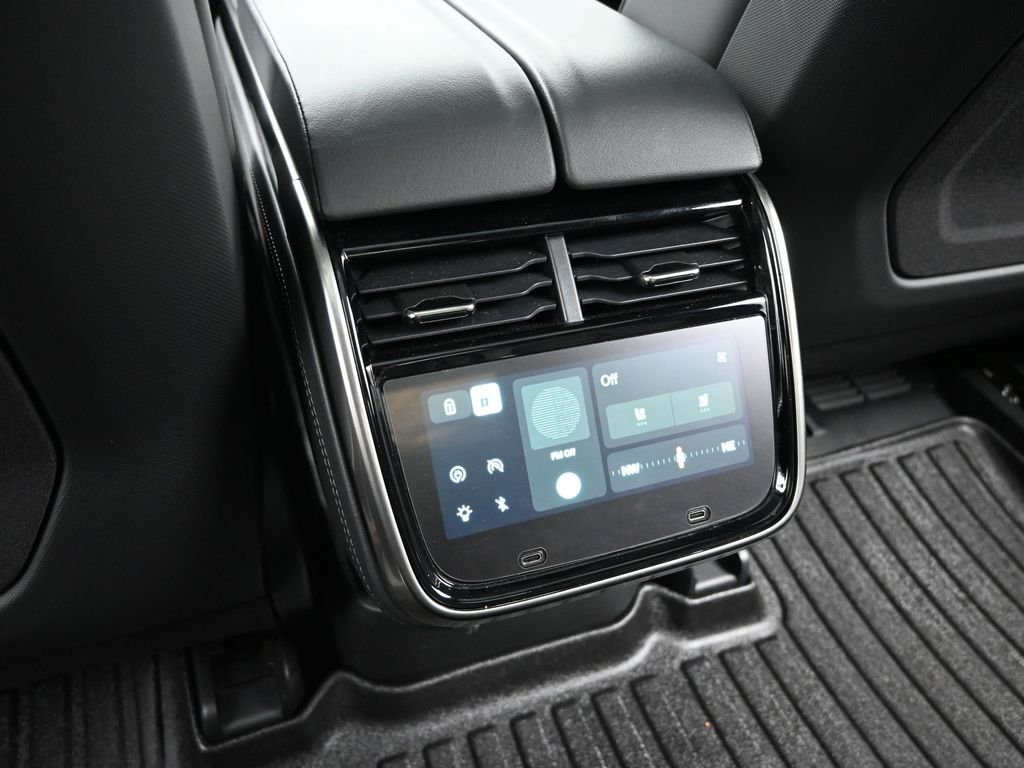 2023 Rivian R1T Adventure