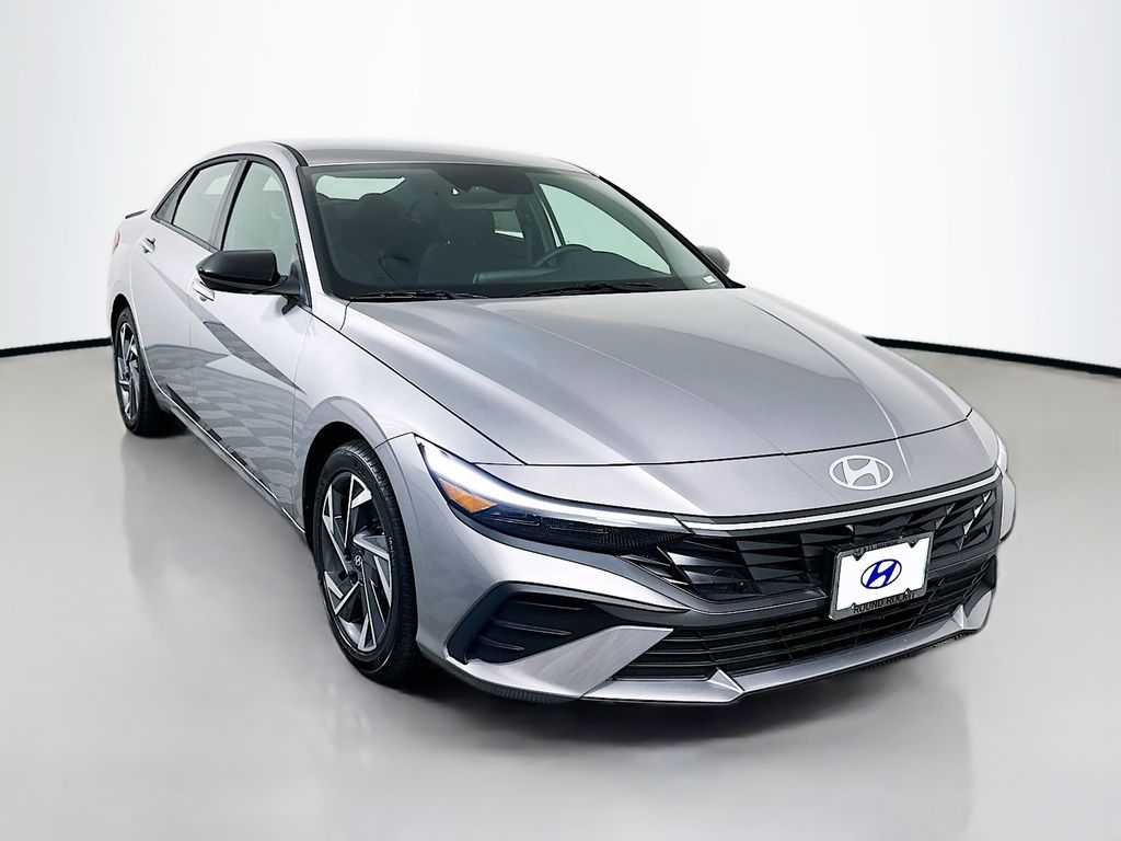 Thumbnail: 2025 Hyundai Elantra - 3