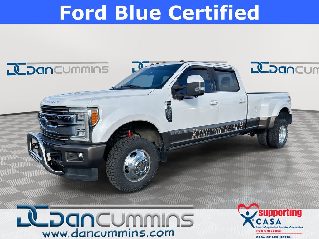 White Platinum 2017 Ford F-350 Super Duty King Ranch Crew Cab LB DRW 4WD Pickup Truck Four-Wheel Drive 6-Speed Automatic