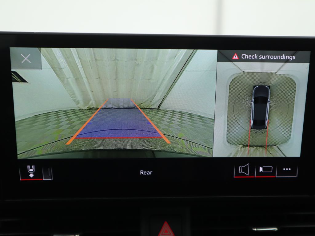 Thumbnail: 2021 Audi S4 - 16