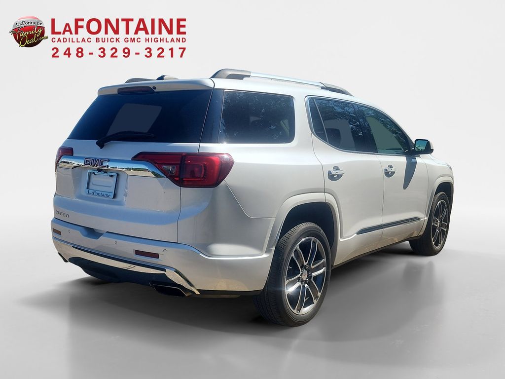 2018 GMC Acadia Denali 7